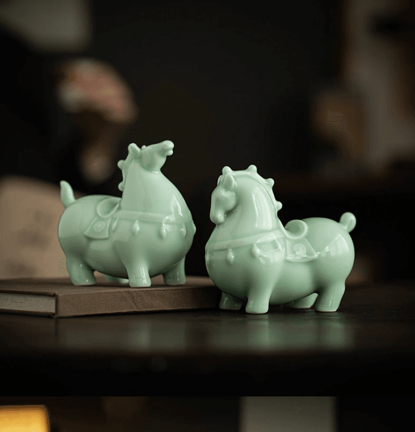 陶器の馬の置物 ペア